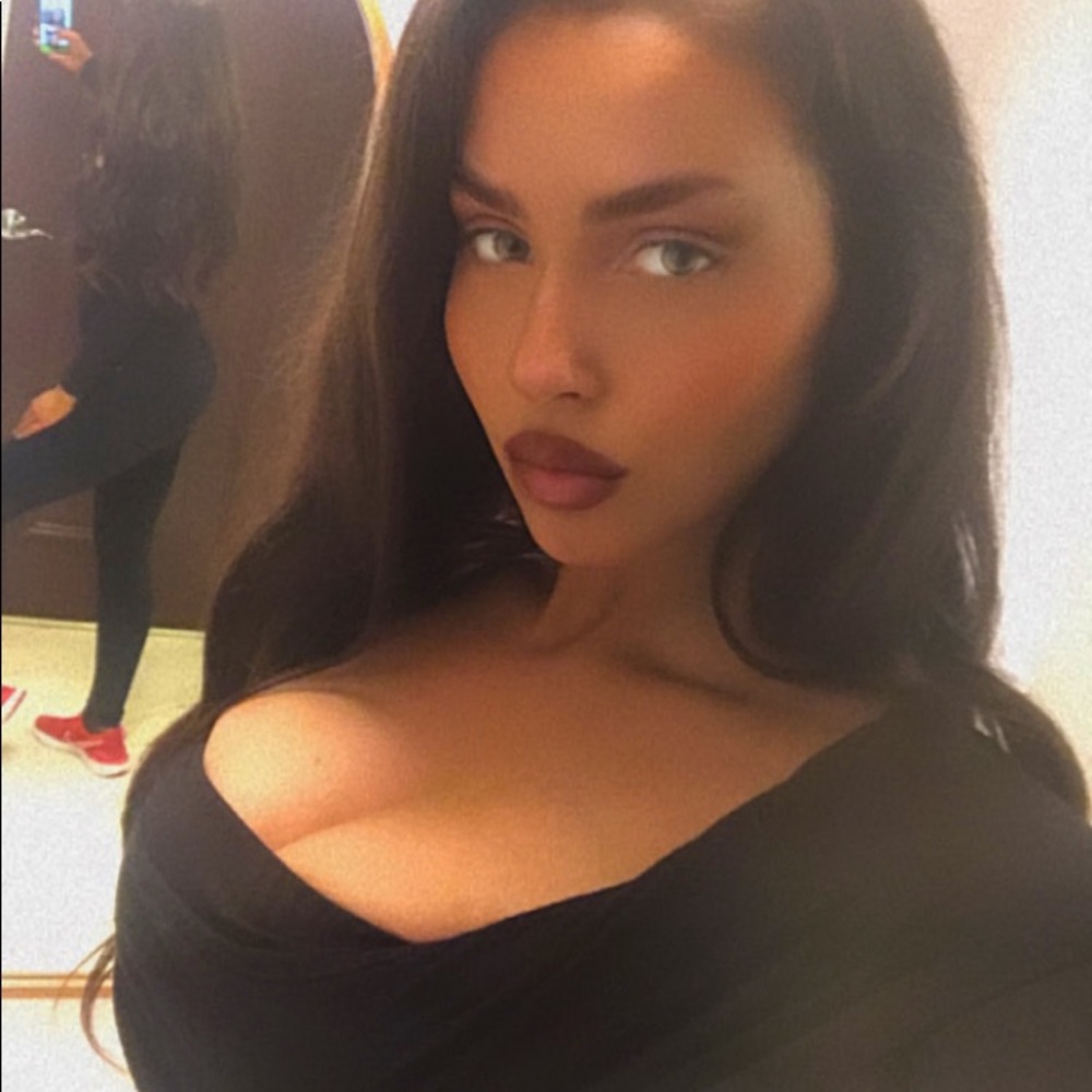 Meet your Posher, Jamilah